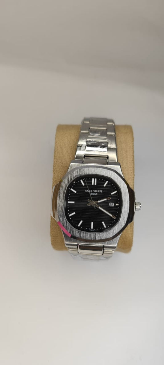 Patek Philippe Nautilus (Semi Automatic)